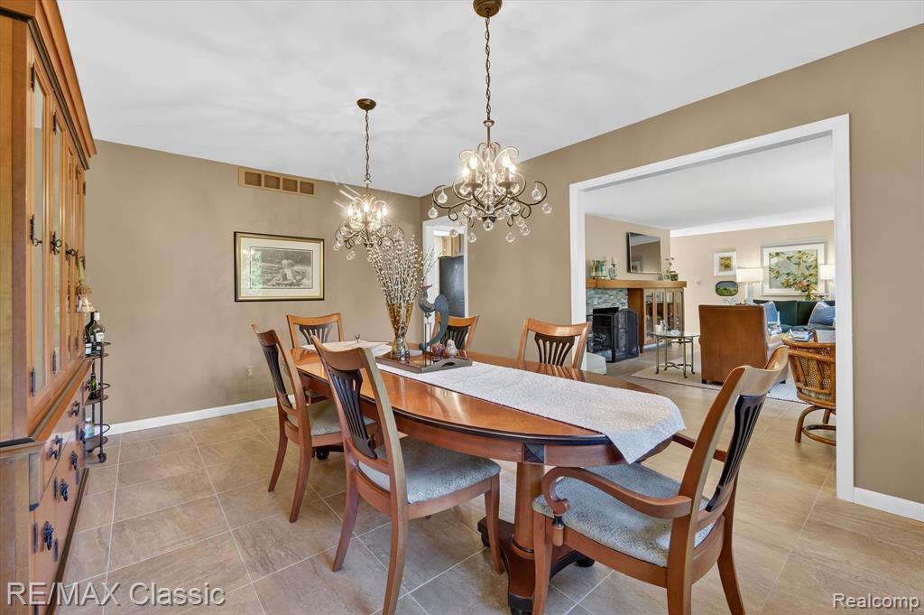 4731 Pickering Road, Bloomfield Hills, MI 48301 — Photo 17