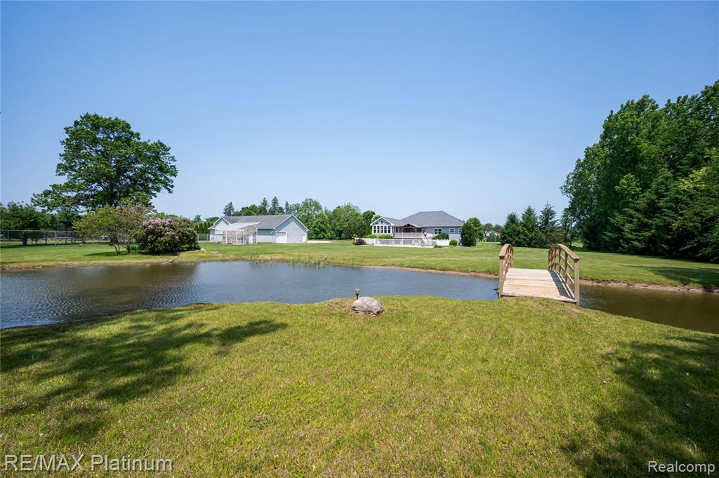 8922 McClements Road, Brighton, MI 48114 — Photo 21