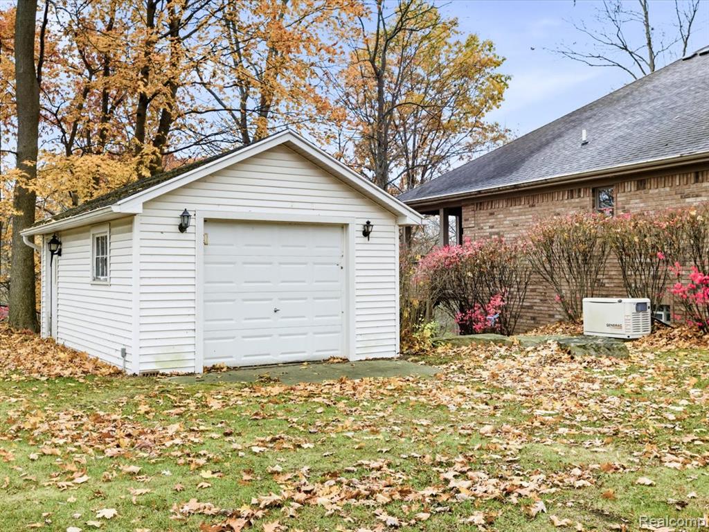 3993 N River Road, Fort Gratiot, MI 48059 — Photo 57
