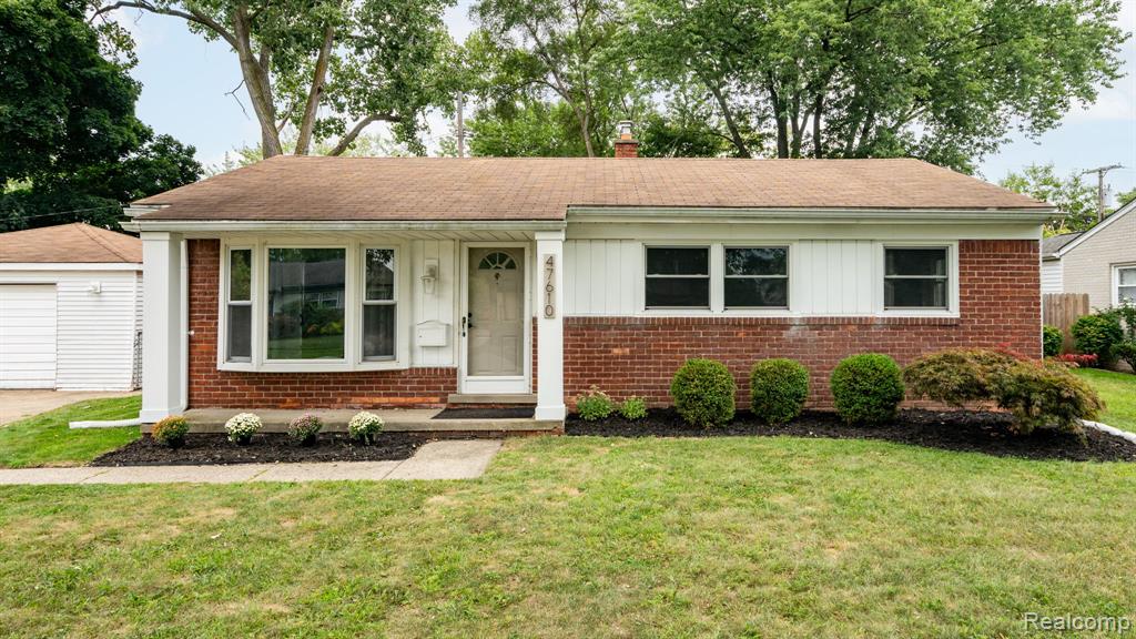 47610 Winthrop Street, Shelby Twp, MI 48317 — Photo 2