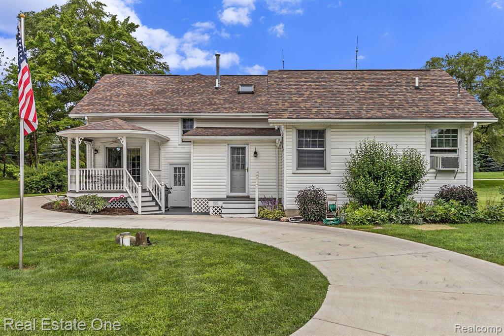 5940 WHITE LAKE Road, White Lake, MI 48383 — Photo 23