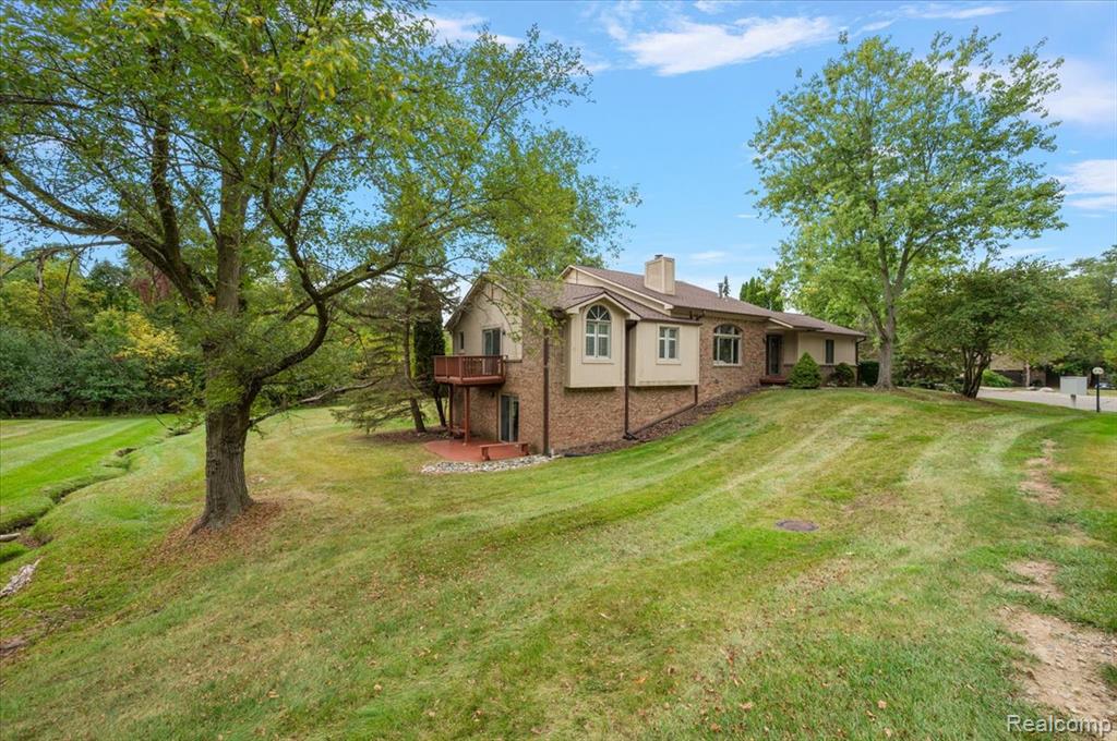7481 Hickory Hill Drive, 25, West Bloomfield, MI — Photo 6