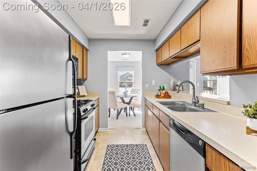 111 Fieldcrest Street, 201, Ann Arbor, MI 48103 — Photo 10