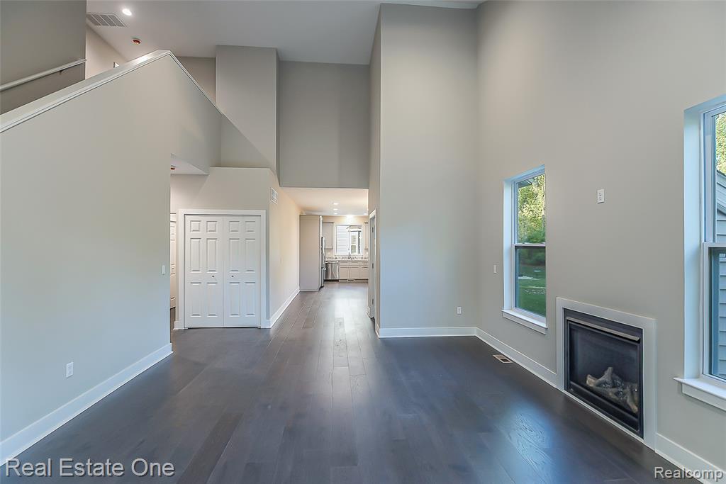 529 Indian Oaks Drive, Howell, MI 48843 — Photo 18