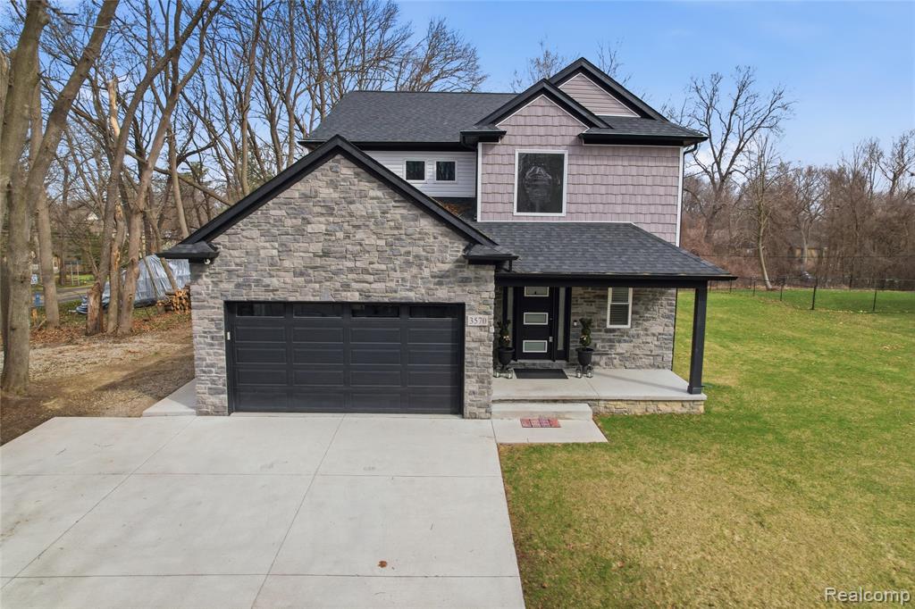 3570 Watkins Lake Road, Waterford, MI 48328 — front exterior