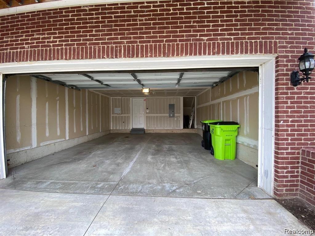 44685 Ellery Lane, Novi, MI — Photo 25