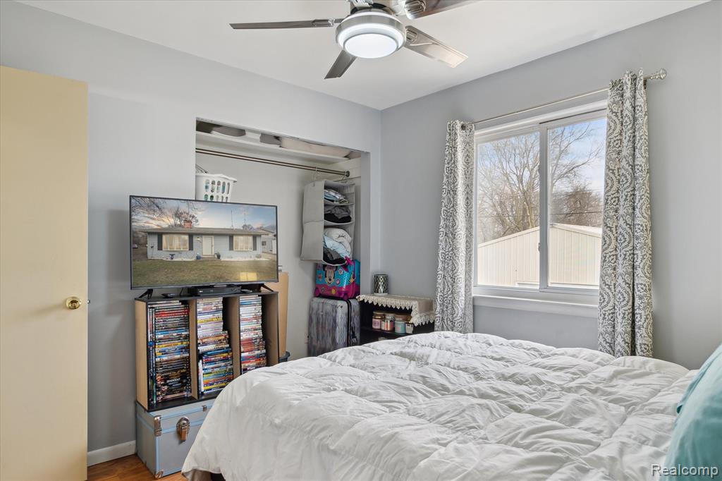 749 Gates Avenue, Ypsilanti, MI 48198 — Photo 14