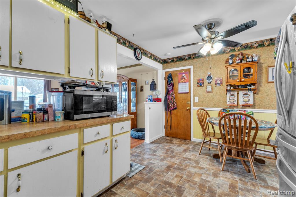 47349 Nita Drive, Shelby Twp, MI 48317 — Photo 14