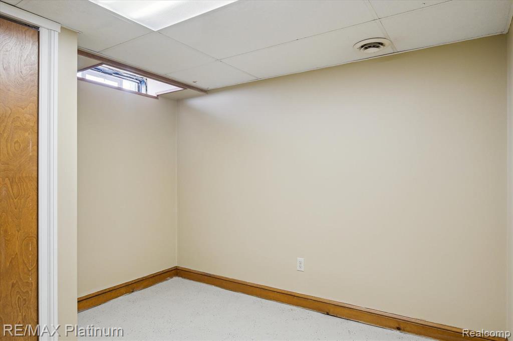 2123 Winewood Avenue, Ann Arbor, MI 48103 — Photo 37