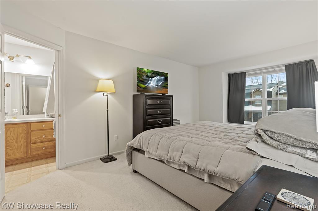614 Napa Valley Drive, 11, Milford, MI 48381 — Photo 16