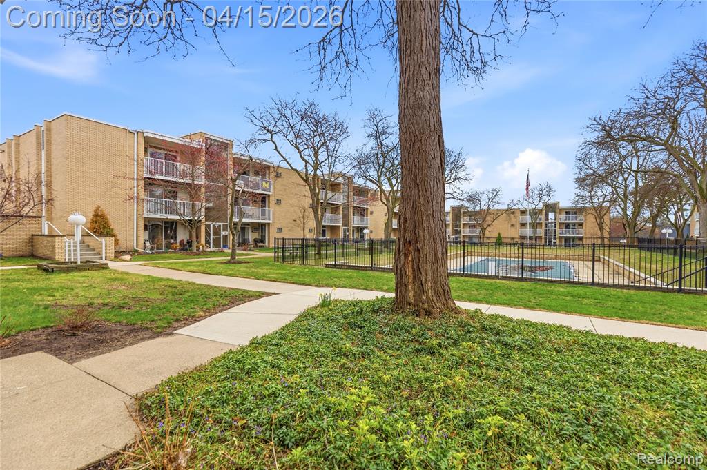 4913 Crooks Road, G1, Royal Oak, MI 48073 — Photo 22