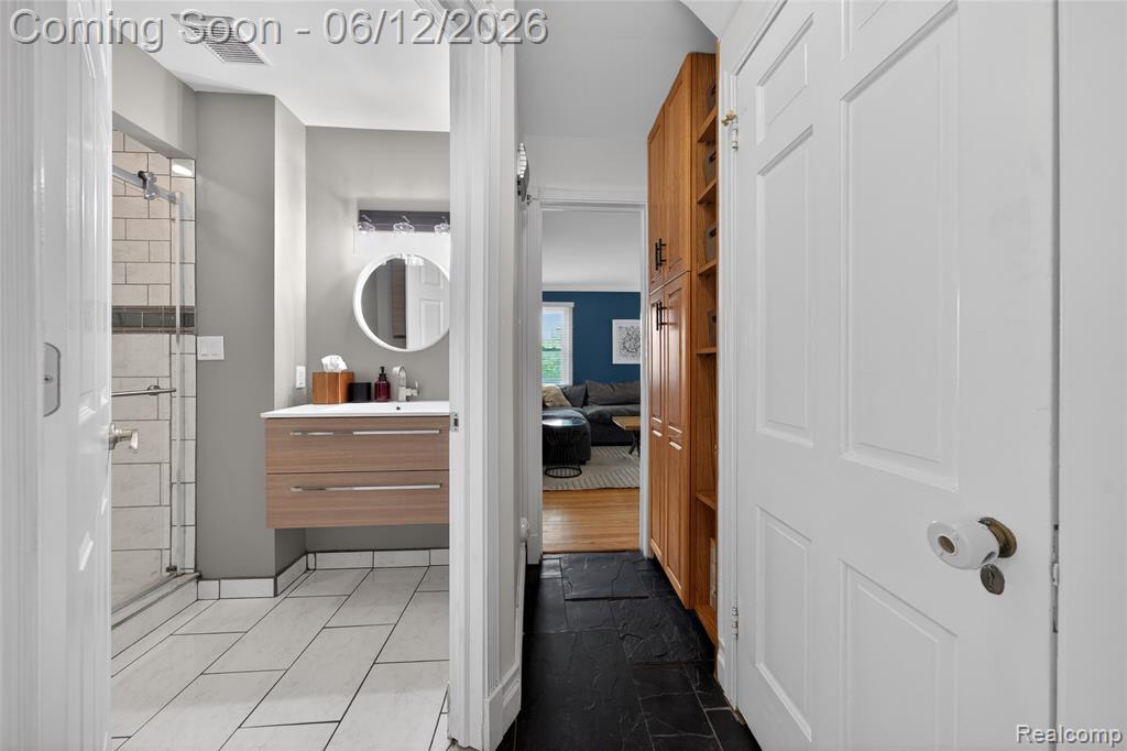 407 Waverley Avenue, Royal Oak, MI 48067 — Photo 32