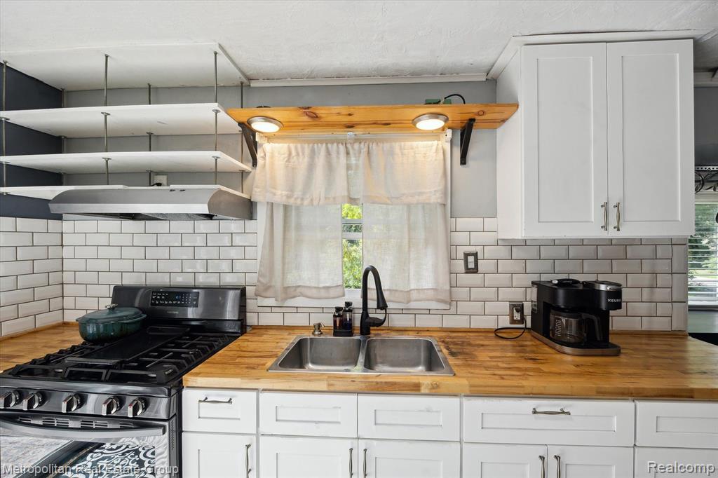 6274 HATCHERY Road, Waterford, MI 48329 — Photo 14