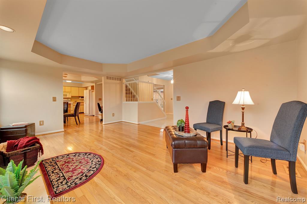 46657 GUNNERY Drive, Canton, MI 48187 — Photo 17