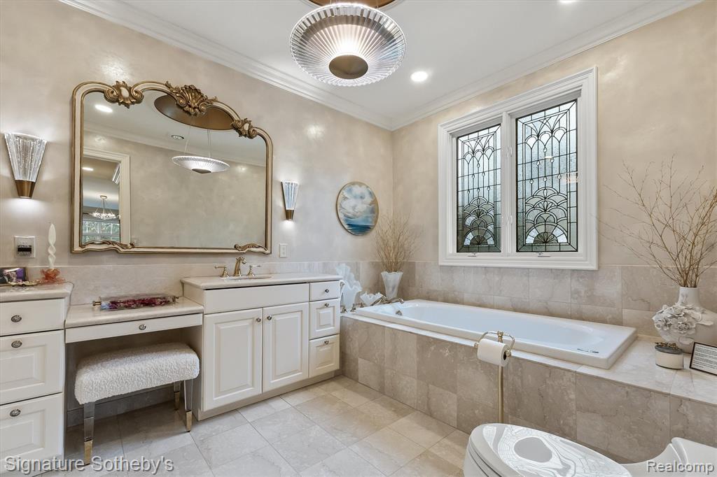 840 Lakeside Drive, Birmingham, MI 48009 — Photo 21