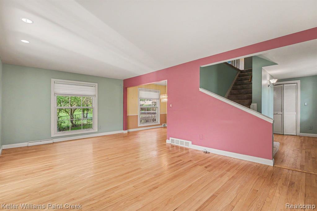 914 Croydon Road, Rochester Hills, MI 48309 — Photo 3