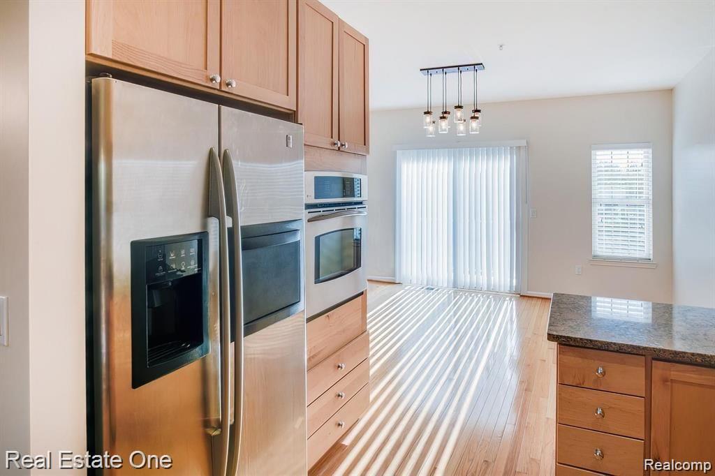 536 GRATEN Street, Birmingham, MI 48009 — Photo 6