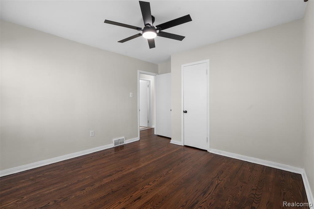 15844 Lexington, Redford, MI 48239 — Photo 9