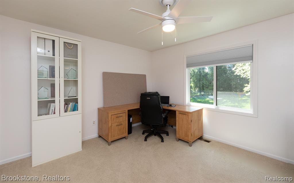 4780 CIDER HILL Drive, Rochester, MI 48306 — Photo 38