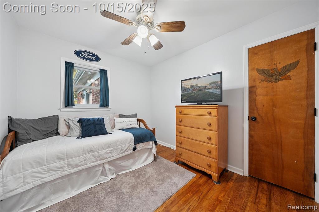 9931 E Clements Circle, Livonia, MI 48150 — Photo 24