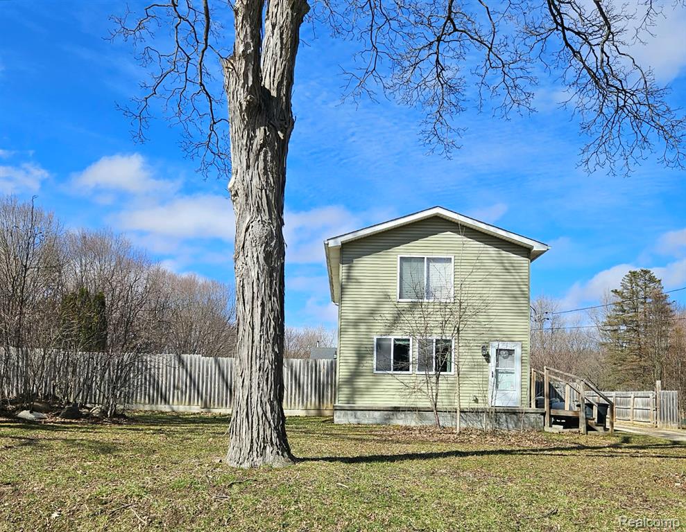 3348 W Frances Road, Clio, MI 48420 — front exterior
