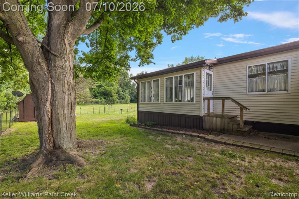 550 E Clark Street, Davison, MI 48423 — Photo 9