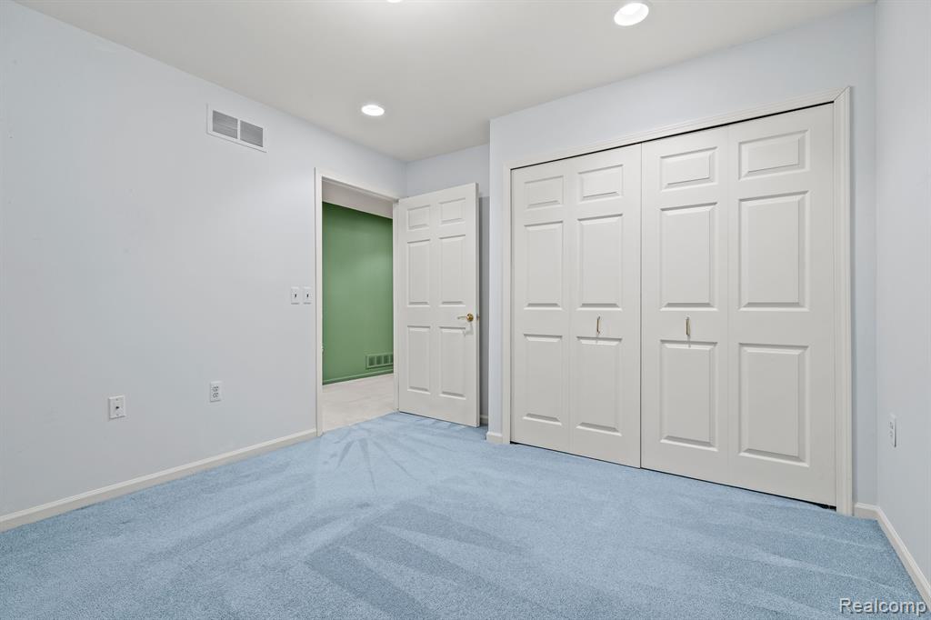 21334 MULBERRY Court, 50, Farmington Hills, MI 48336 — Photo 6
