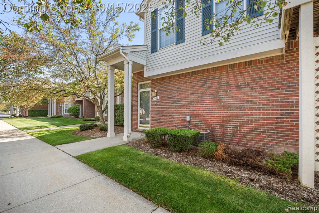 44068 Elm Drive, Sterling Heights, MI 48313 — Photo 32