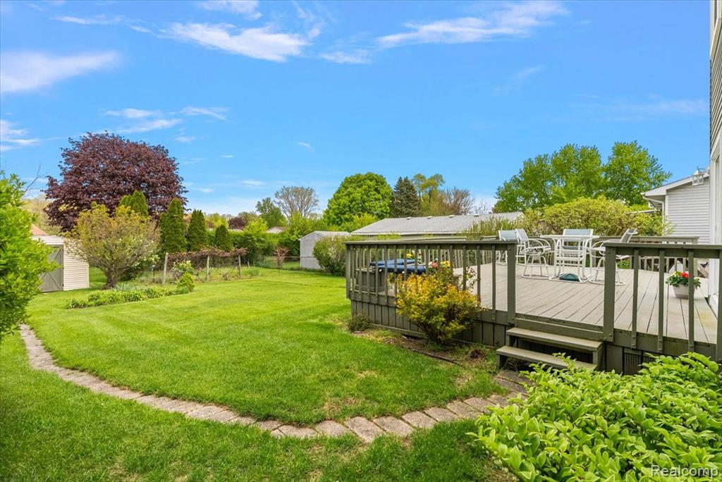 2832 Warrior Drive, Wixom, MI 48393 — Photo 38