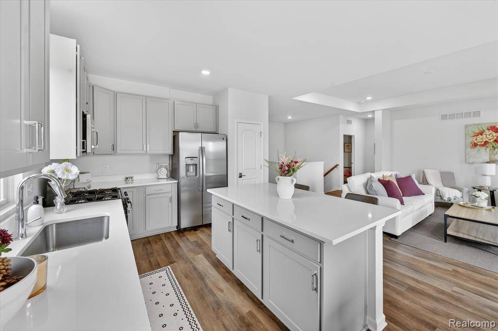 8060 Carston Lane, Brighton, MI 48116 — Photo 9