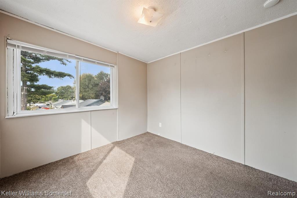 1511 E Harry Avenue, Hazel Park, MI 48030 — Photo 35