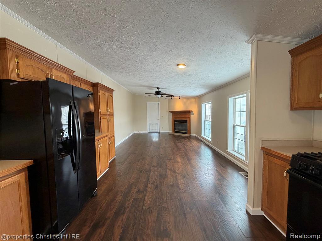 45869 Bonaventure Drive, Macomb, MI 48044 — Photo 10