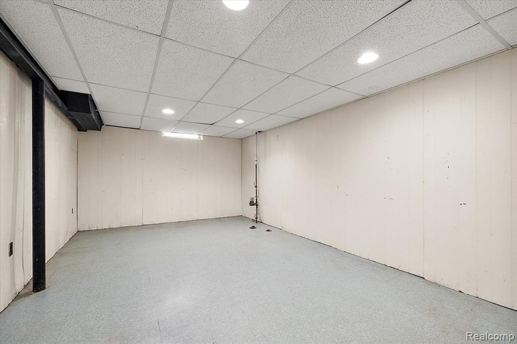 754 W Baker Avenue, Commerce Twp, MI — Photo 27