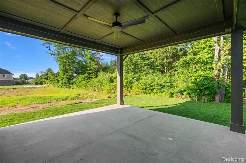 50798 Mistwood Drive, Macomb, MI 48042 — Photo 51