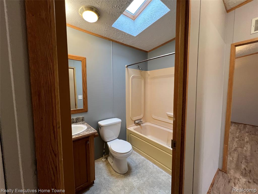 3763 CROSS CREEK, Dryden, MI 48428 — Photo 16