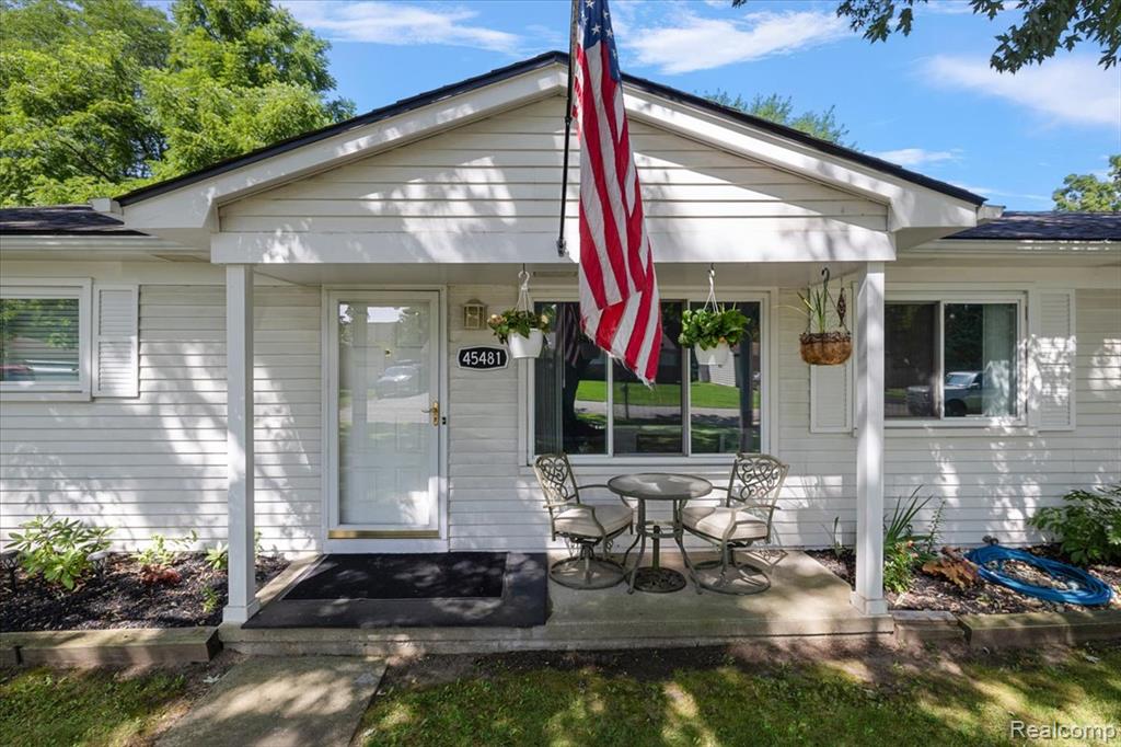 45481 Wakefield Street, Shelby Twp, MI 48317 — Photo 4