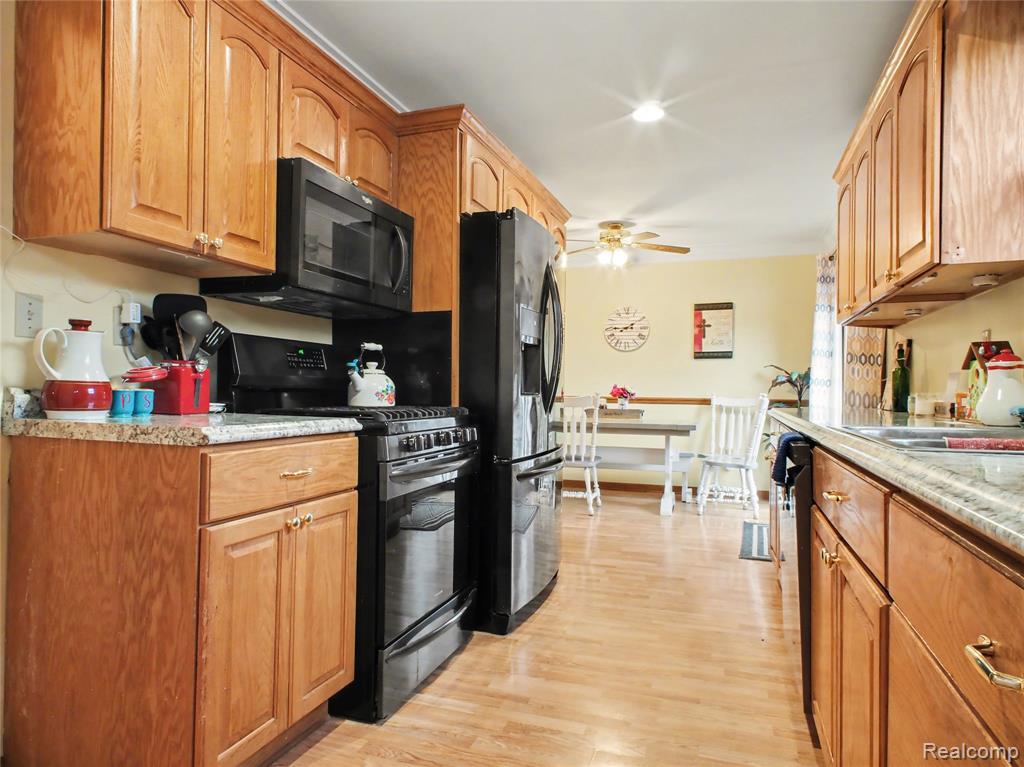 5430 W Frances Road, Clio, MI 48420 — Photo 9