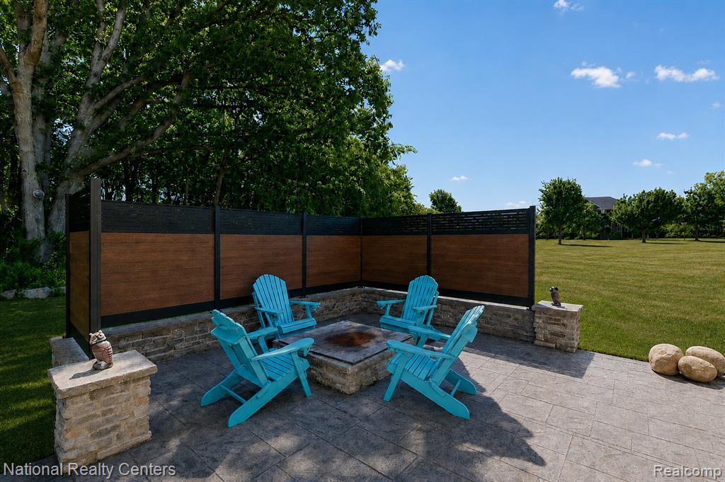58160 International Drive, South Lyon, MI 48178 — Photo 53