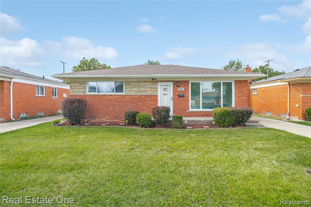 8177 Gary Avenue, Westland, MI — front exterior