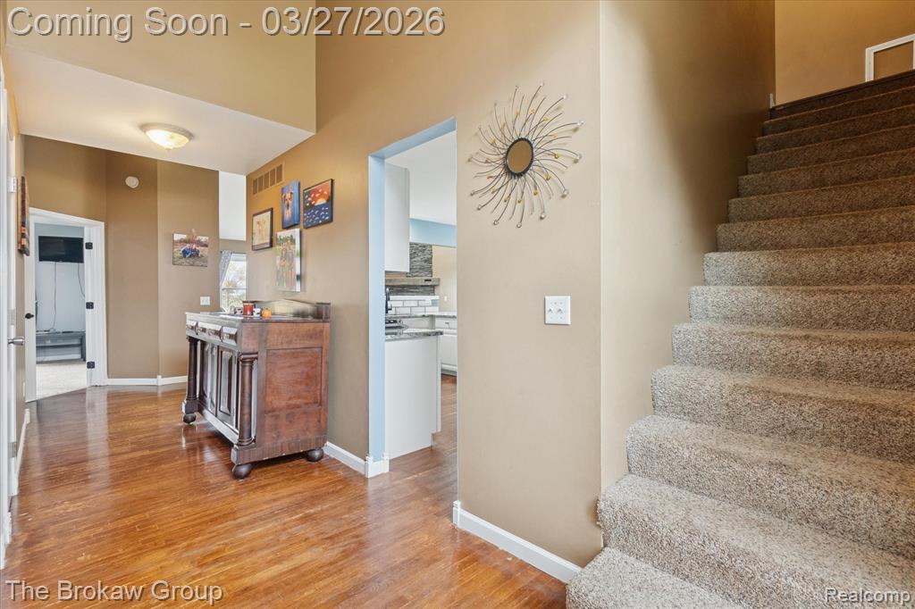 9028 Gale Road, Goodrich Vlg, MI — Photo 12