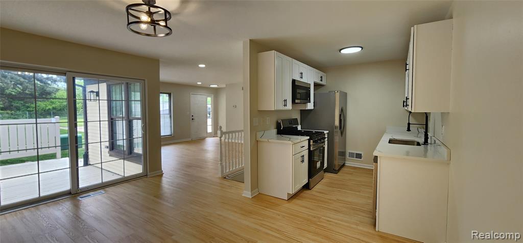 40344 Newport Drive, Plymouth, MI 48170 — Photo 9