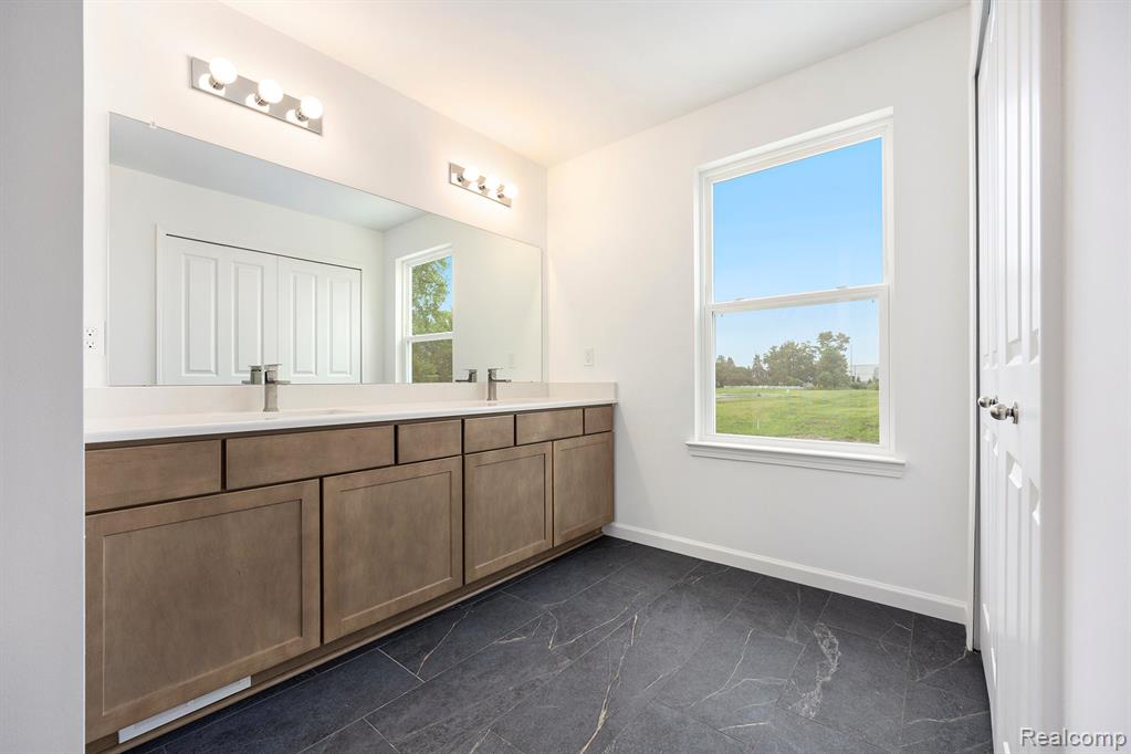 71705 Hidden River Drive, Armada, MI — Photo 22