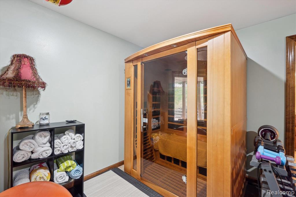 5167 HUNTERS Ridge, Holly, MI 48442 — Photo 44