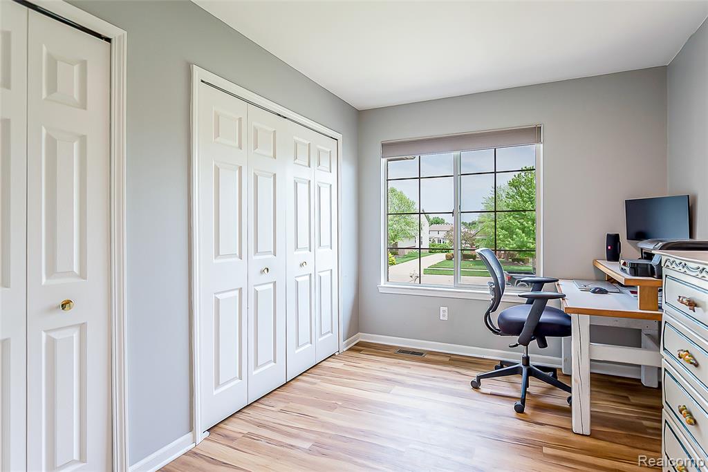 58721 Carriage Lane, South Lyon, MI 48178 — Photo 22