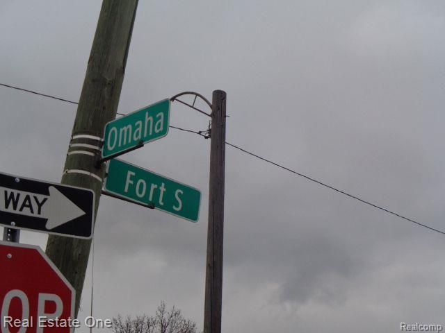 2601 S FORT Street, Detroit, MI 48217 — Photo 9