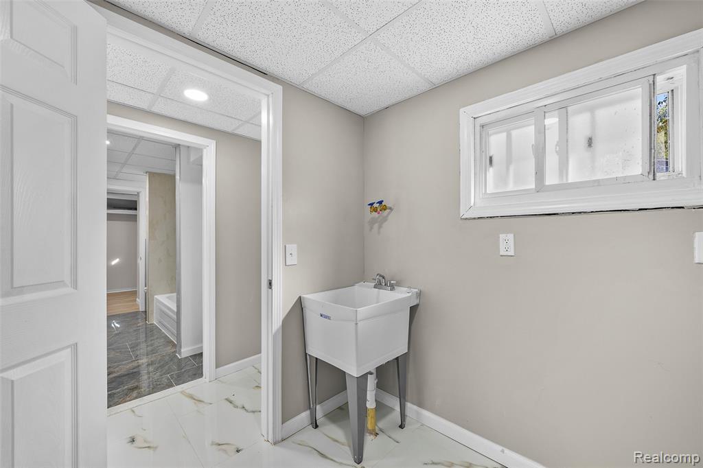 6931 Ball Road, Romulus, MI 48174 — Photo 20