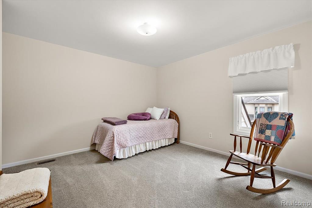 8446 S Shore Drive, Clarkston, MI 48348 — Photo 38