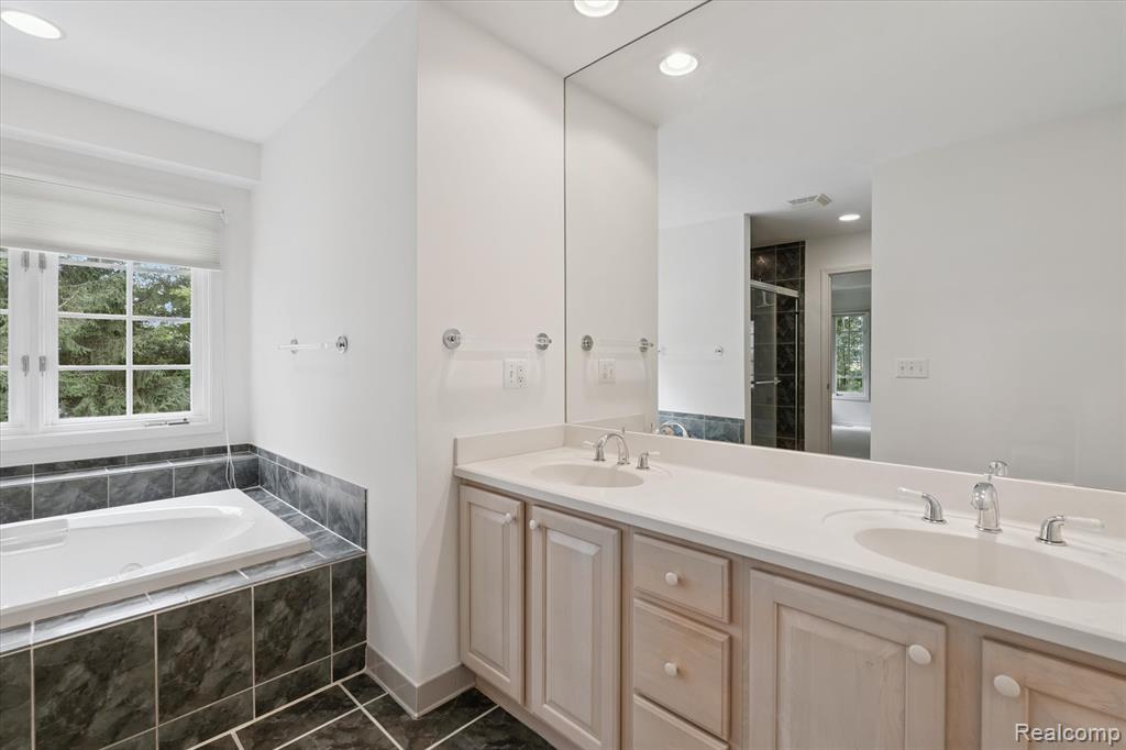 16534 W Horseshoe Trail, Linden, MI 48451 — Photo 19