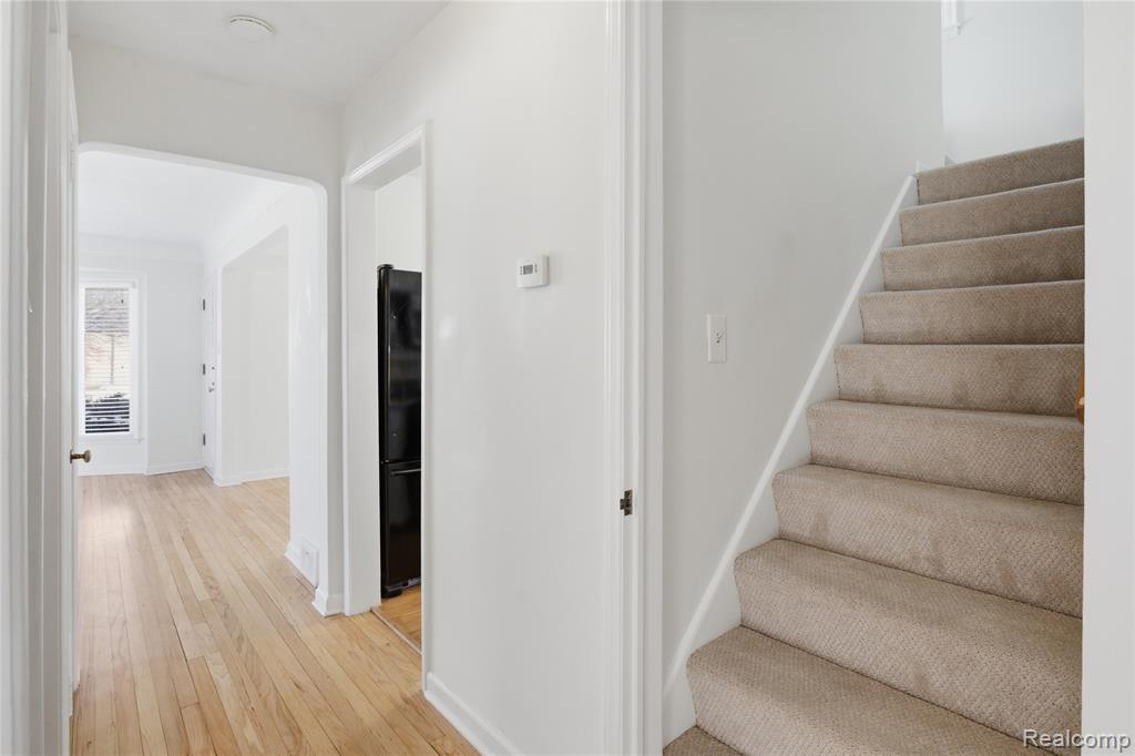 929 Larkmoor Boulevard, Berkley, MI 48072 — Photo 13