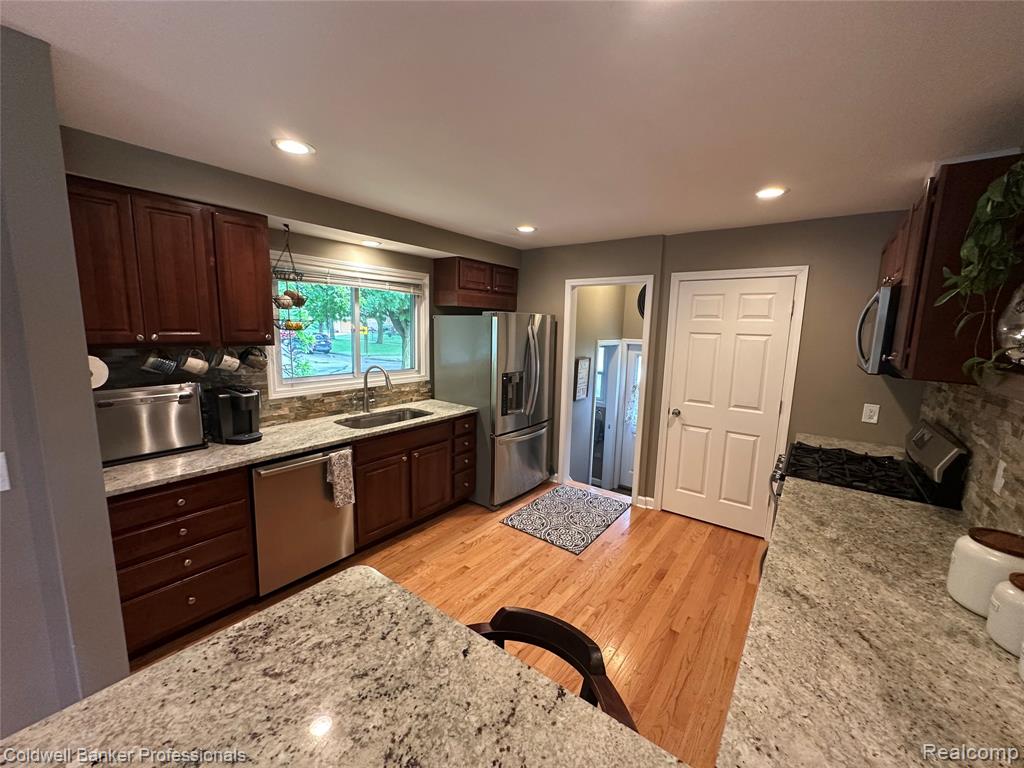 661 Lincoln Street, Lapeer, MI 48446 — Photo 26